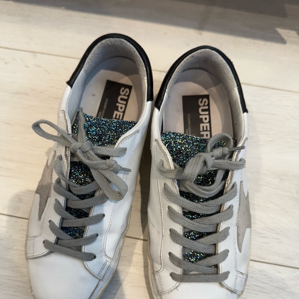 Golden goose 7.5 *like new*